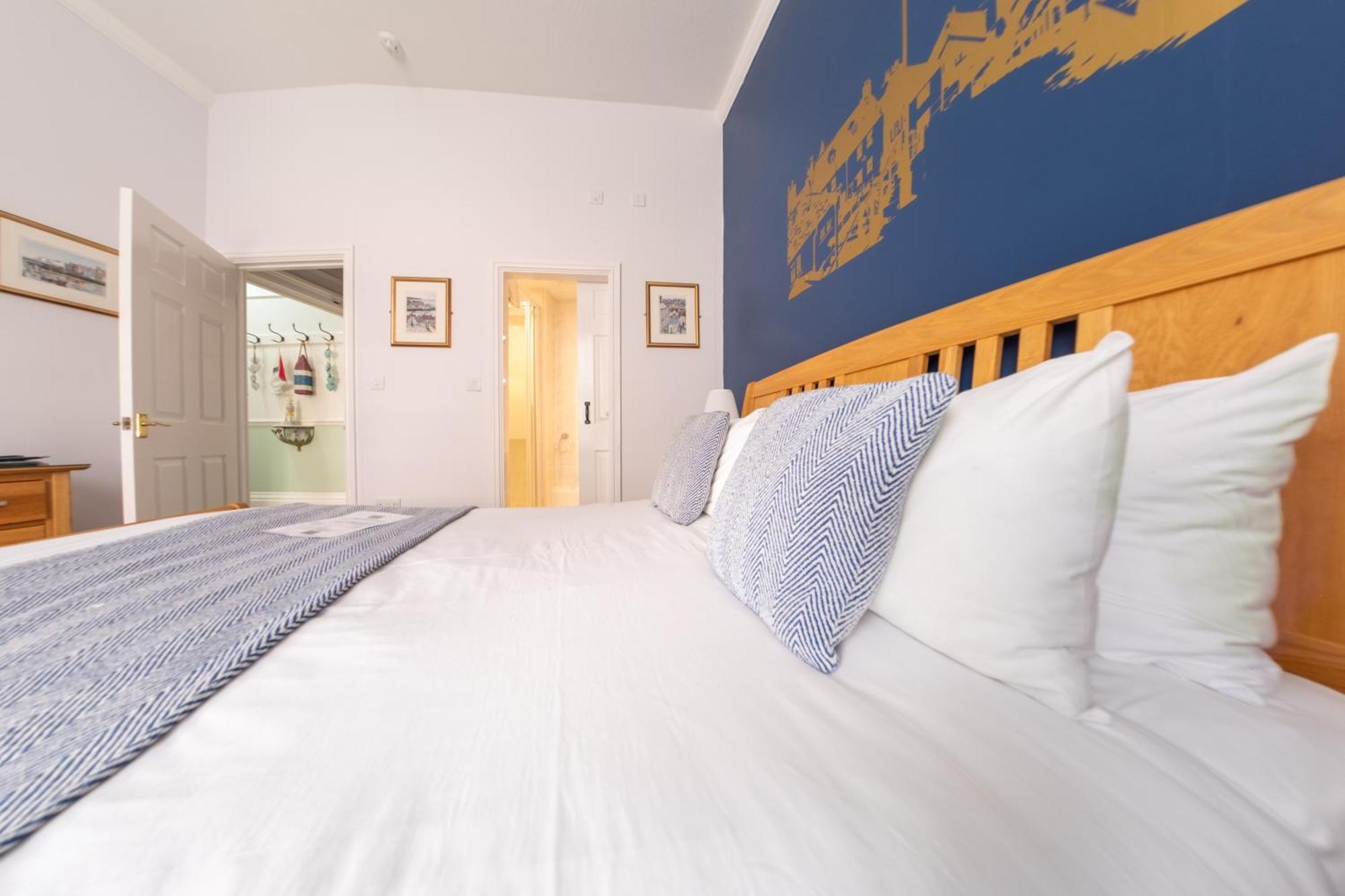 Number 7 Guest House ウィットビー エクステリア 写真
